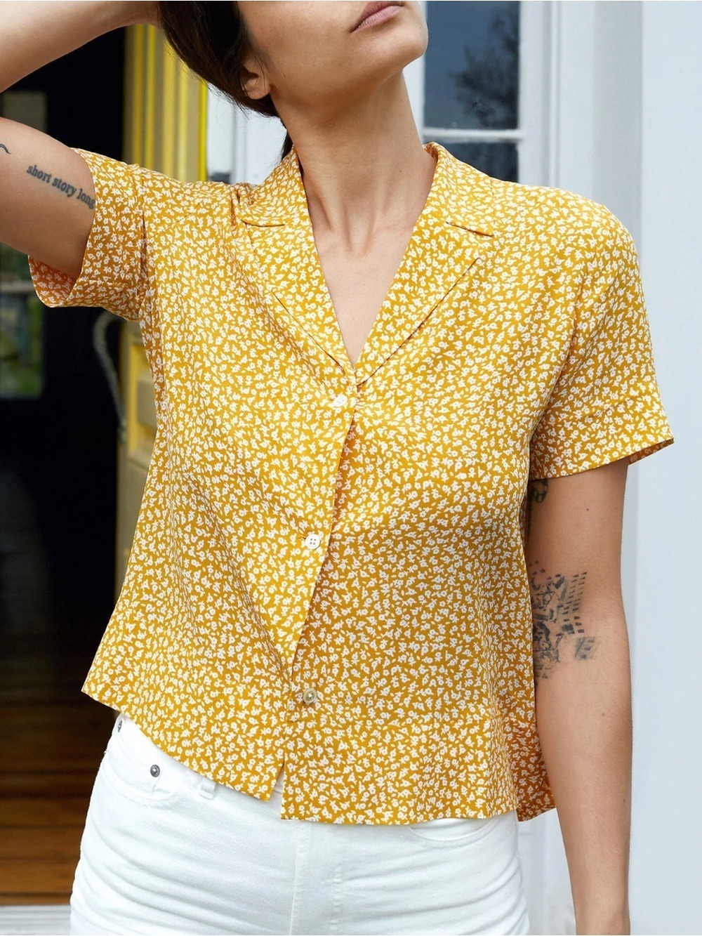 Everlane The Clean Silk Short-sleeve Notch Shirt – Marigold Floral Size 0